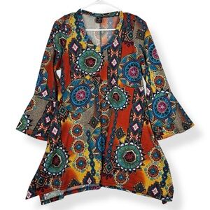 WinWin Flare Bottom Tunic Top Womens Size S/M 3/4 Sleeves Multi Mandala Stretch